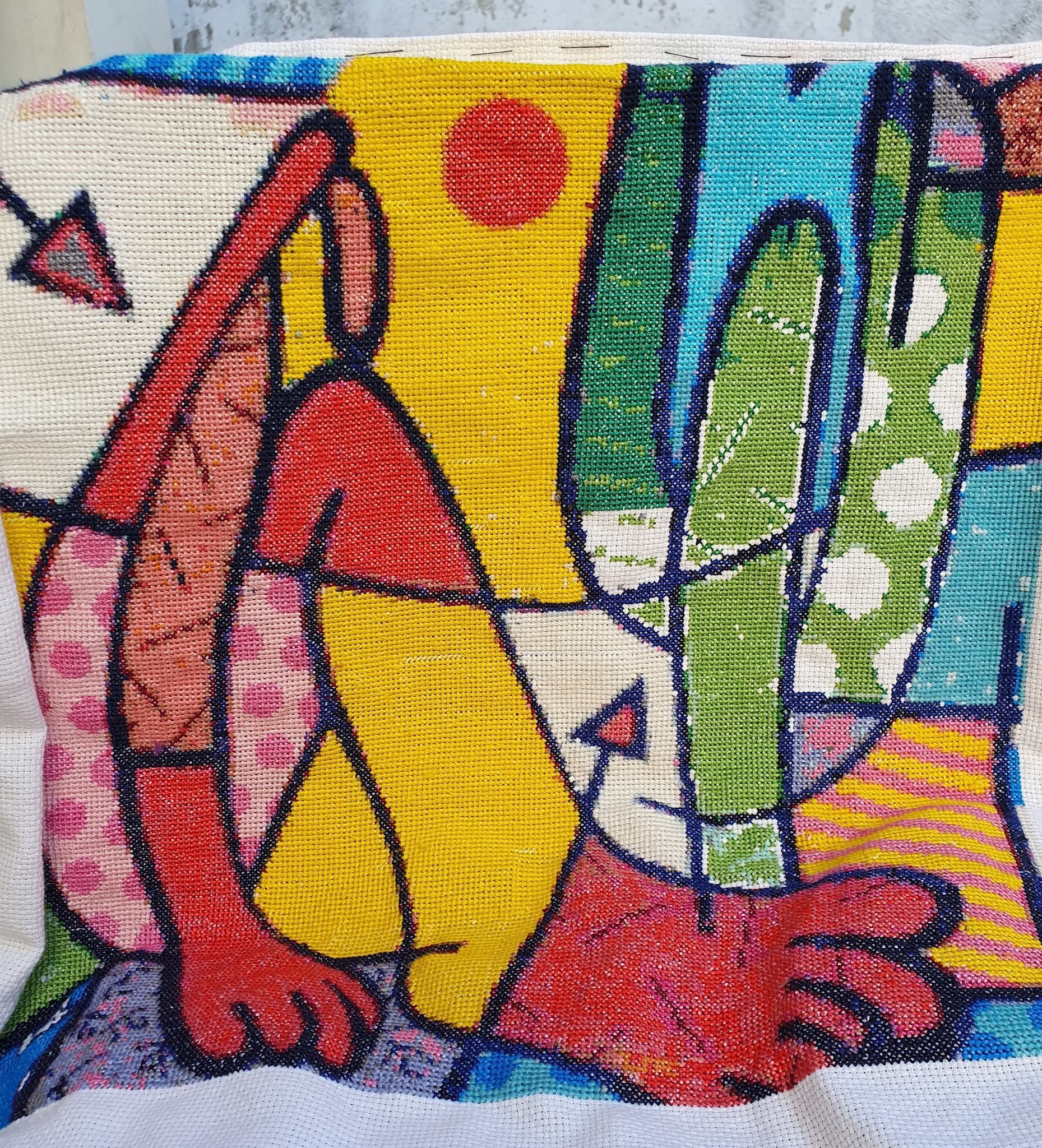 Figuras y color, bordado en punto cruz